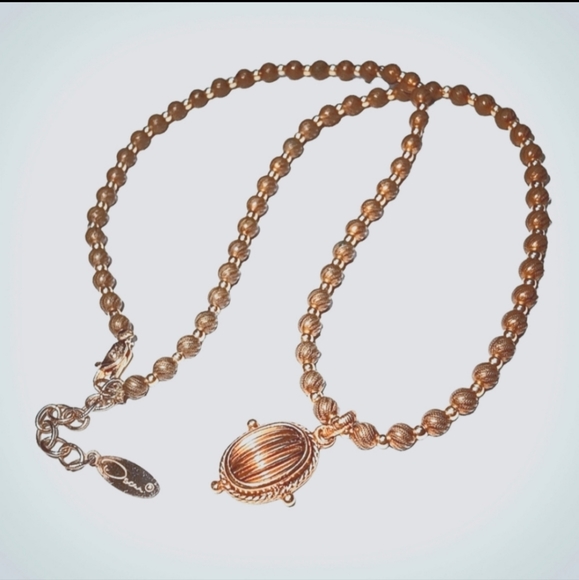 🎉HP🎉 Oscar de la Renta | Mystic Scarabée Necklace - Picture 4 of 4